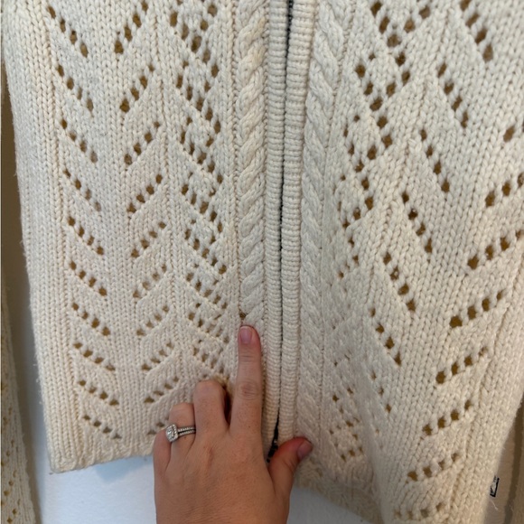 Abercrombie & Fitch Y2K sweater Lambswool cream cable knit sweater medium - Picture 7 of 7
